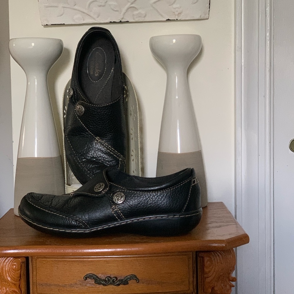 Clarks Bendables women’s black size 6M shoes, comfy, and sturdy
